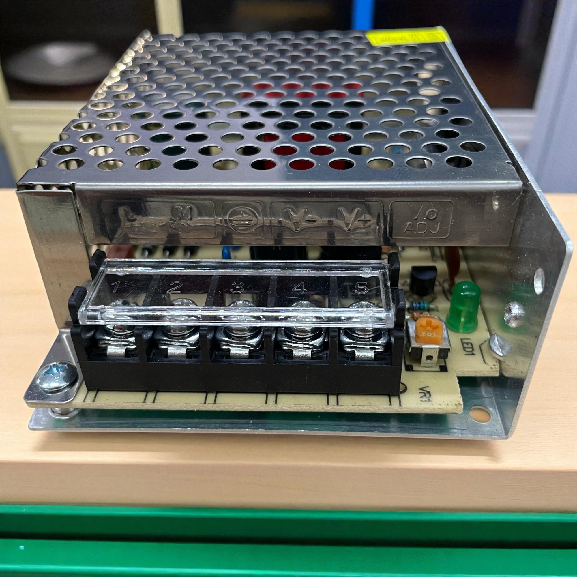 Gambar produk SUSWE Trafo Power Supply Transformer Switching 24V for LED Strip 2.5A 60W - S-60-24/S-100-24