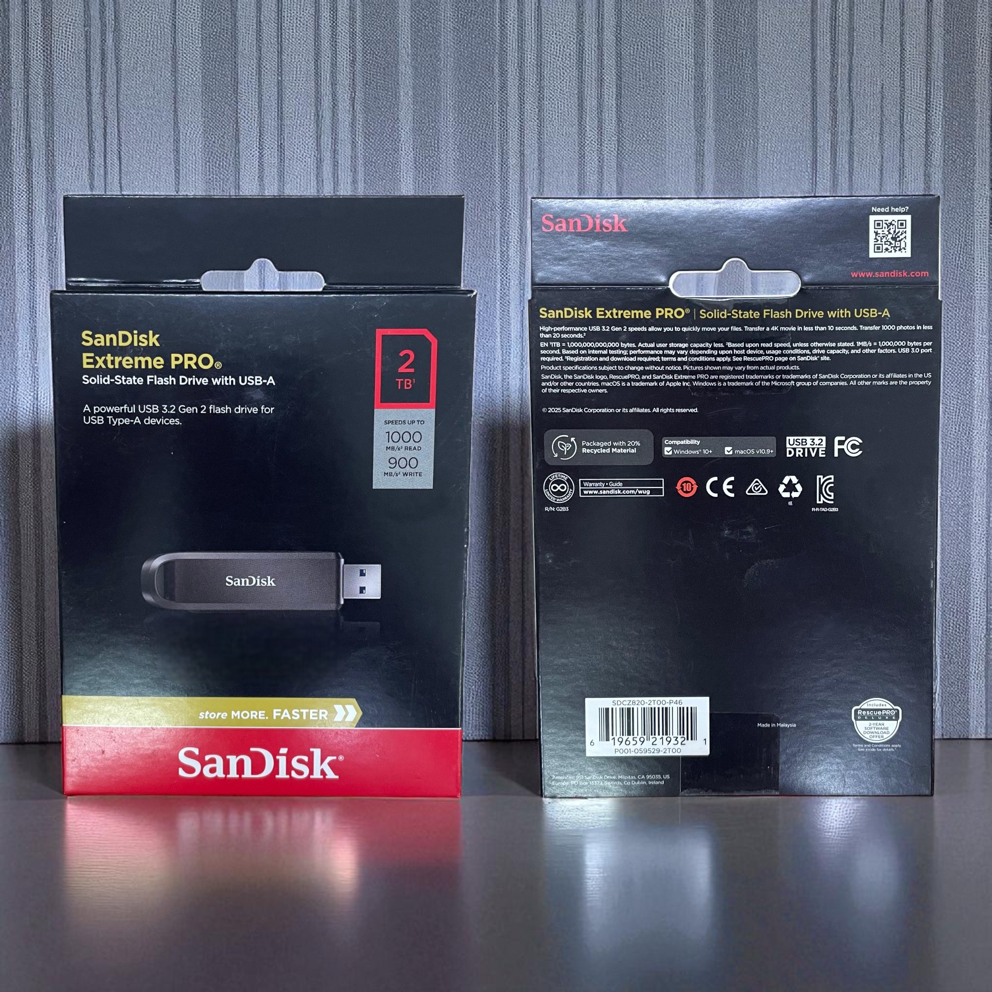 Gambar produk SanDisk Extreme PRO Flashdisk with USB Type A 3.2 Gen 2 2TB - SDCZ820