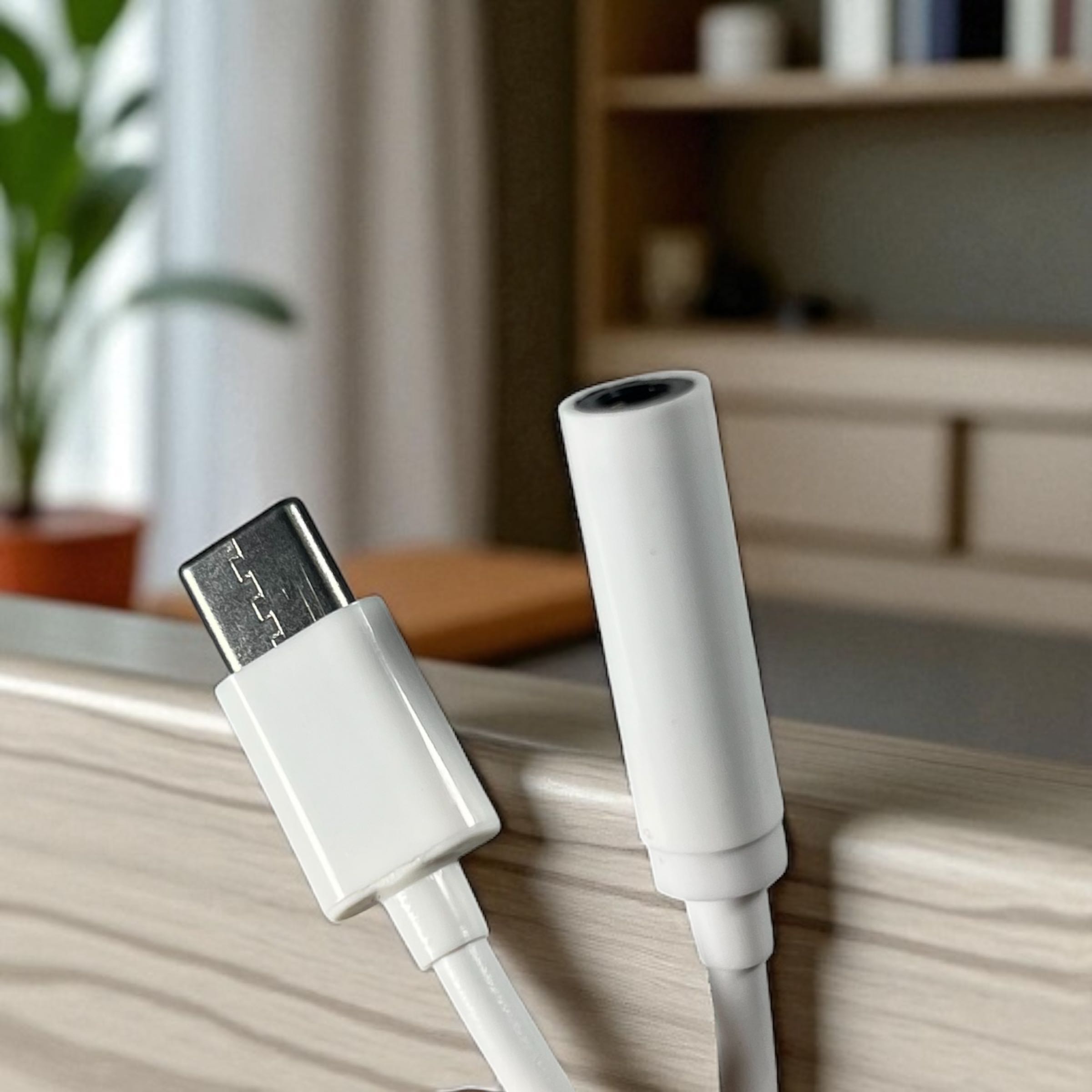 Gambar produk USB Type C 3.1 to 3.5mm Audio Jack Converter 10.5cm - L41