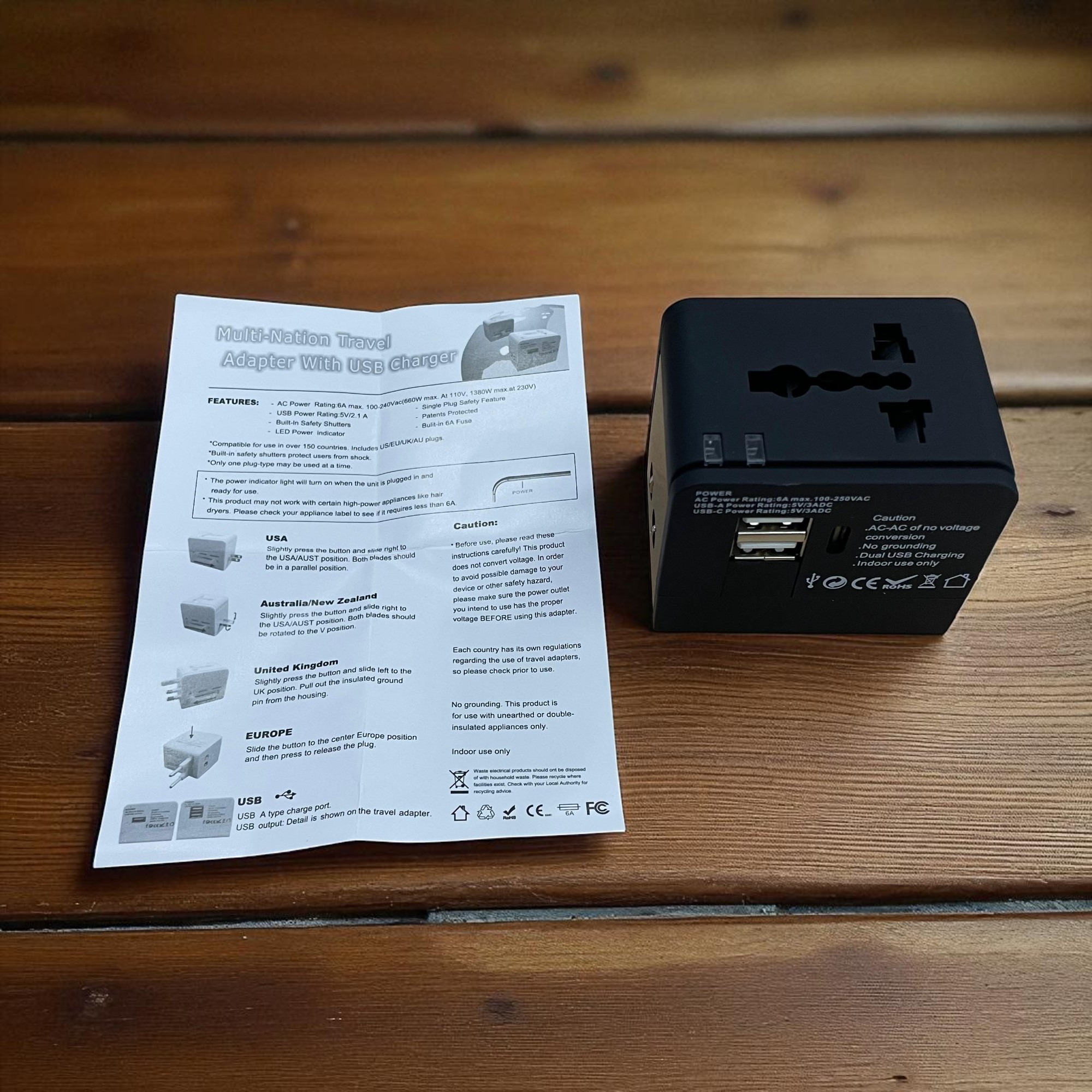 Gambar produk COKYI Travel Adaptor Universal Plug EU UK US/AU 3.0A USB A USB C - ONB100-04