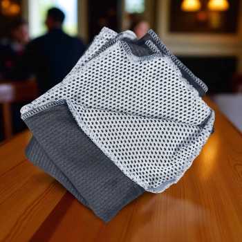 Gambar produk TaffSPORT Handuk Portable Travel Quick Dry Cooling 77x28cm with Pouch - LA429