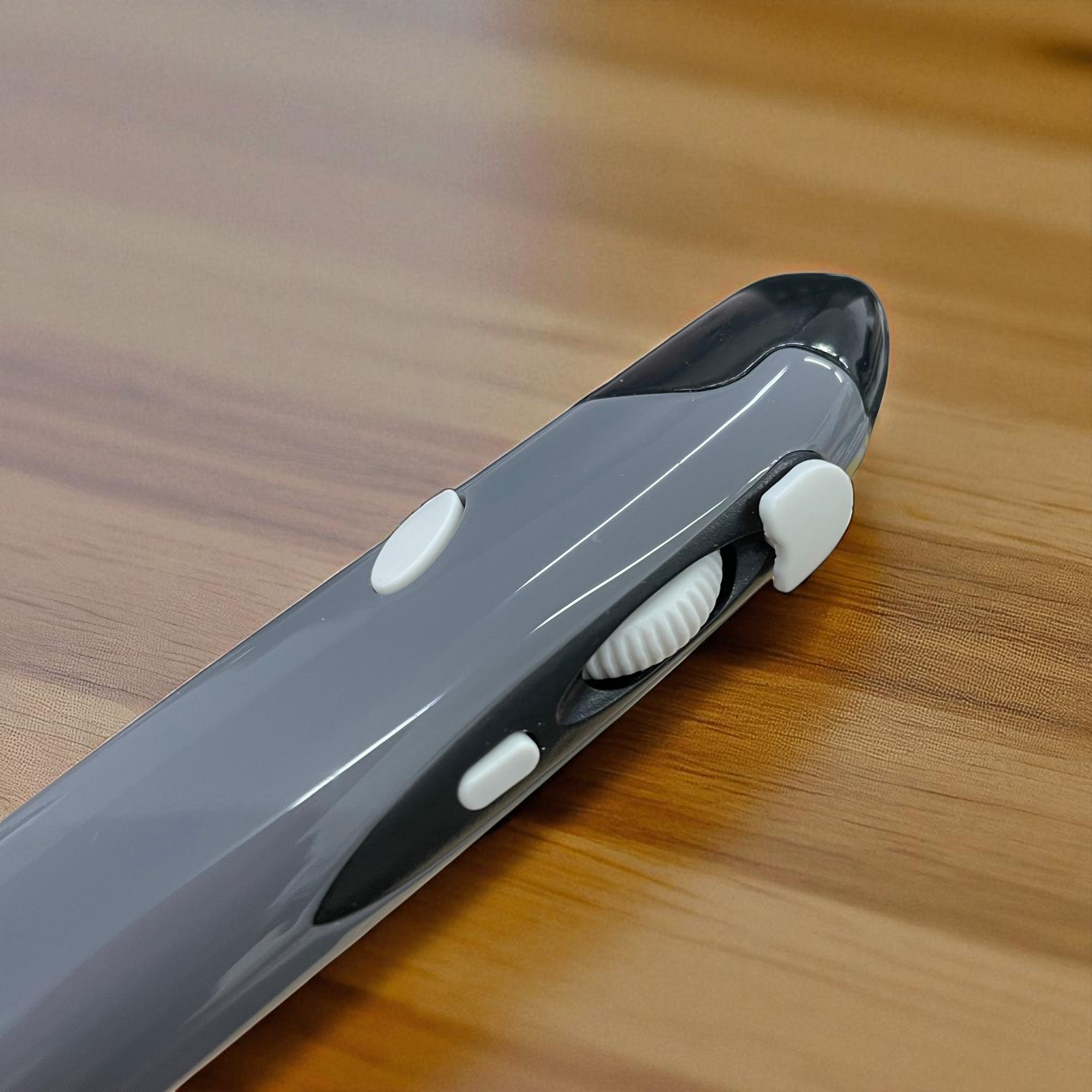 Gambar produk Vertical Pen Mouse Wireless 2.4GHz Ergonomic Grip 1600 DPI - PR-03
