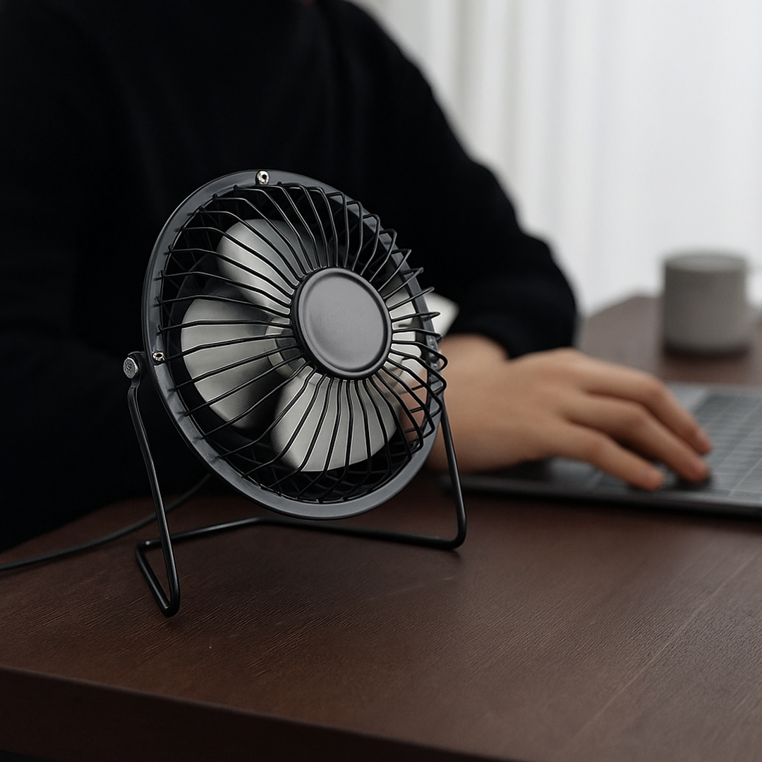 Gambar produk SANHUAI Kipas Angin Meja Portable Desk Table Fan USB 5.3 Inch 2.5W - A18