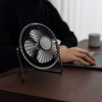 Gambar produk SANHUAI Kipas Angin Meja Portable Desk Table Fan USB 5.3 Inch 2.5W - A18
