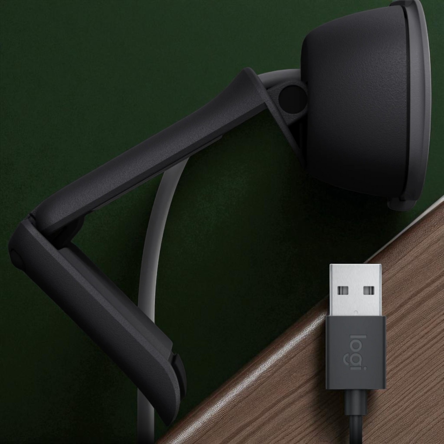 Gambar produk Logitech Webcam Mini Full HD 1080P with Omni-Directional Microphone - Brio 100