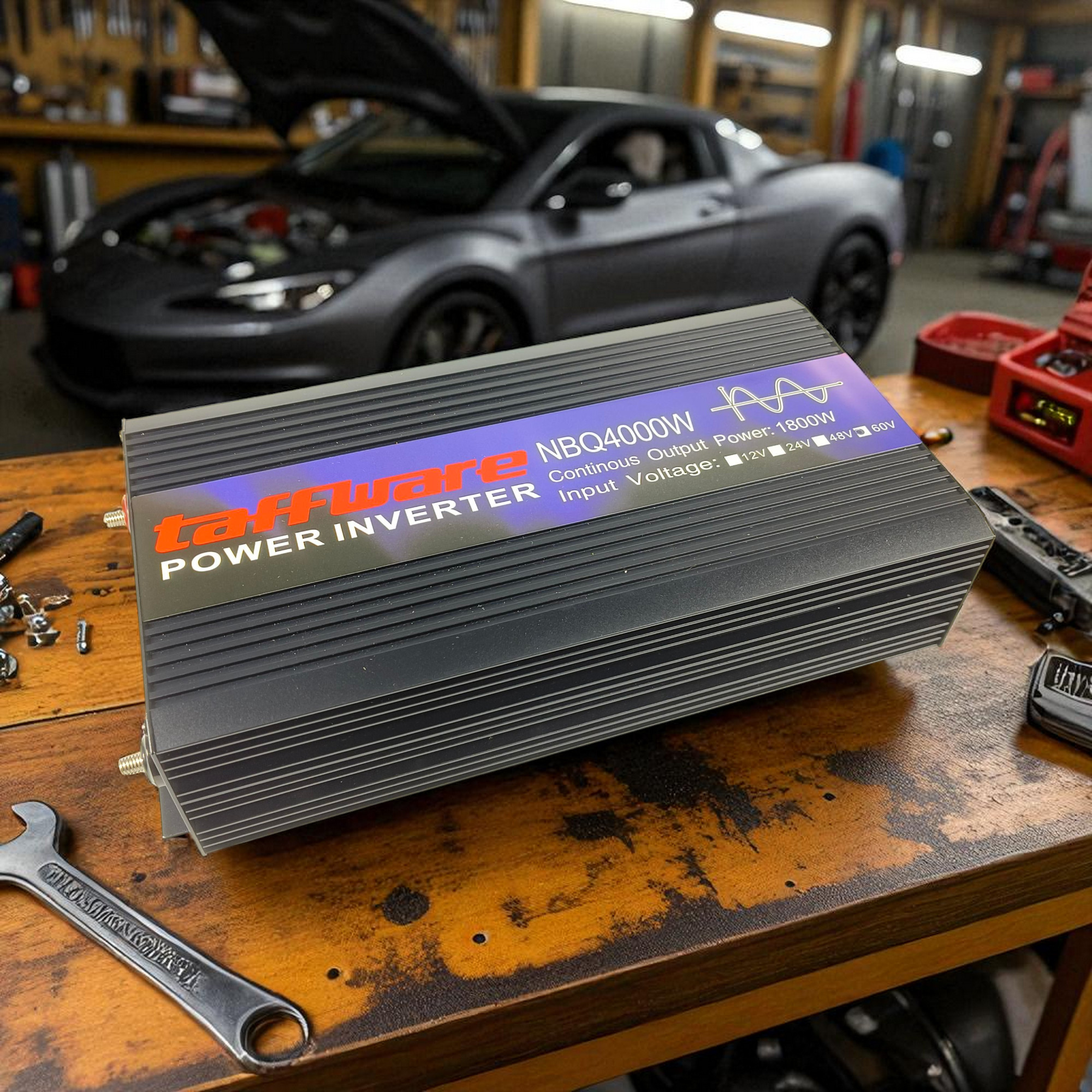 Gambar produk Taffware Power Inverter Mobil Pure Sine Wave DC 60V to AC 220V 4000W - NBQ4000W