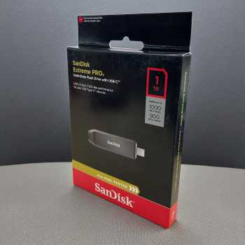 SanDisk Extreme PRO Flash Drive with USB Type C 1000MB/s - SDCZ890