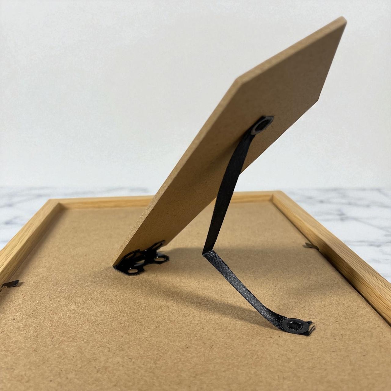Gambar produk YIXUE Bingkai Foto Ornamen Minimalist Wooden Shadow Box Stand 3D 8 Inch - YE5