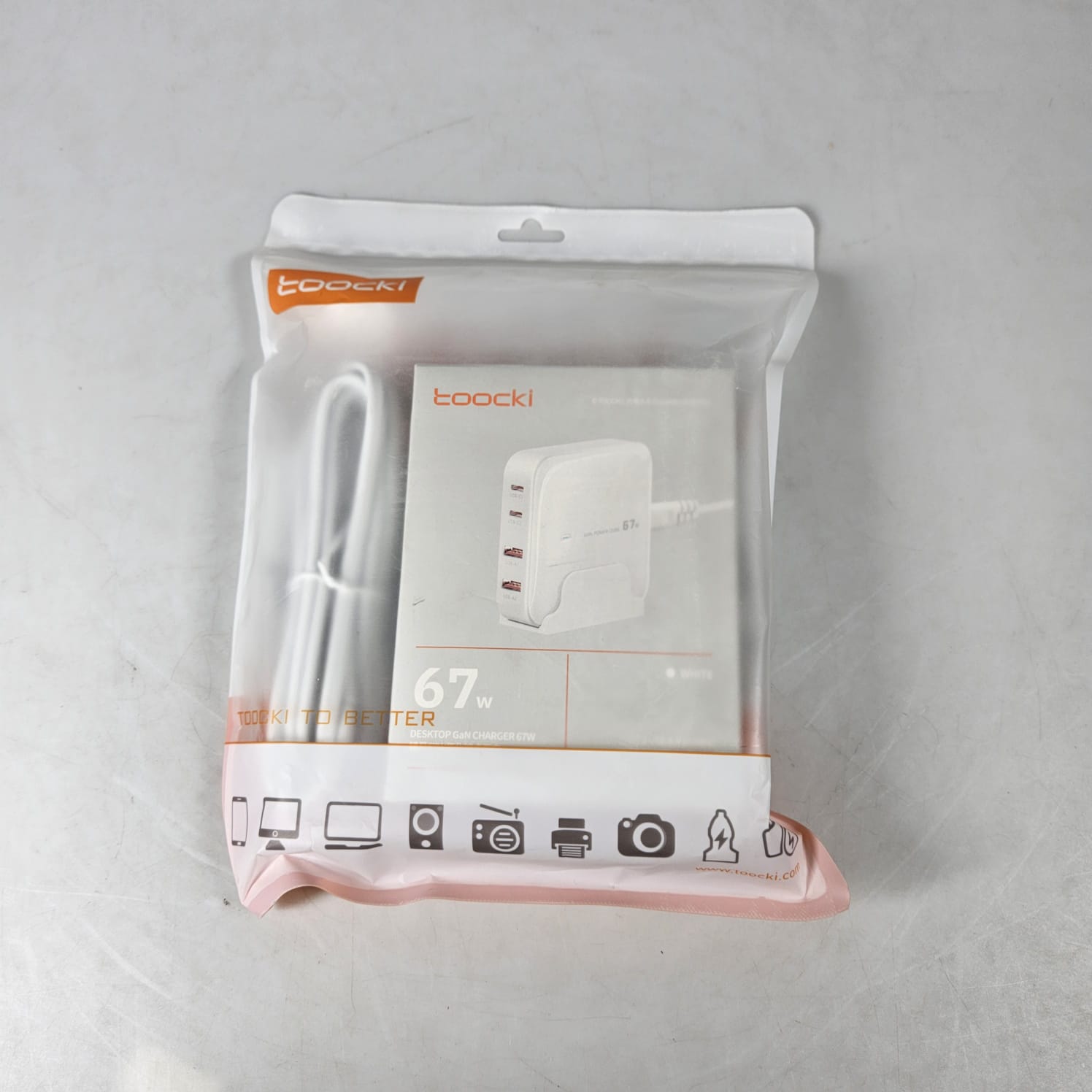 Gambar produk Toocki Charger Station Fast Charging Multi Port USB Type C GaN 67W - TCT67-JY01