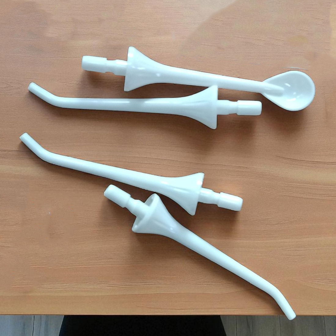 Gambar produk TaffOmicron Water Flosser Dental Irrigator Pembersih Karang Gigi 320ml - BV-612