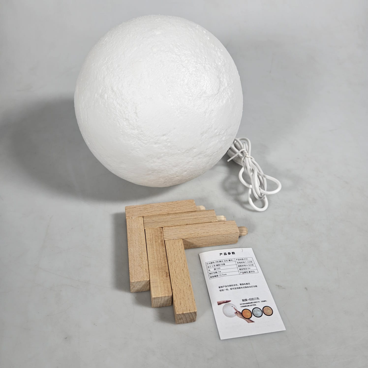 Gambar produk OUIO Lampu Tidur Bulan 3D Moon Night Light 3 Color 1W Rechargeable 15cm - OU6069