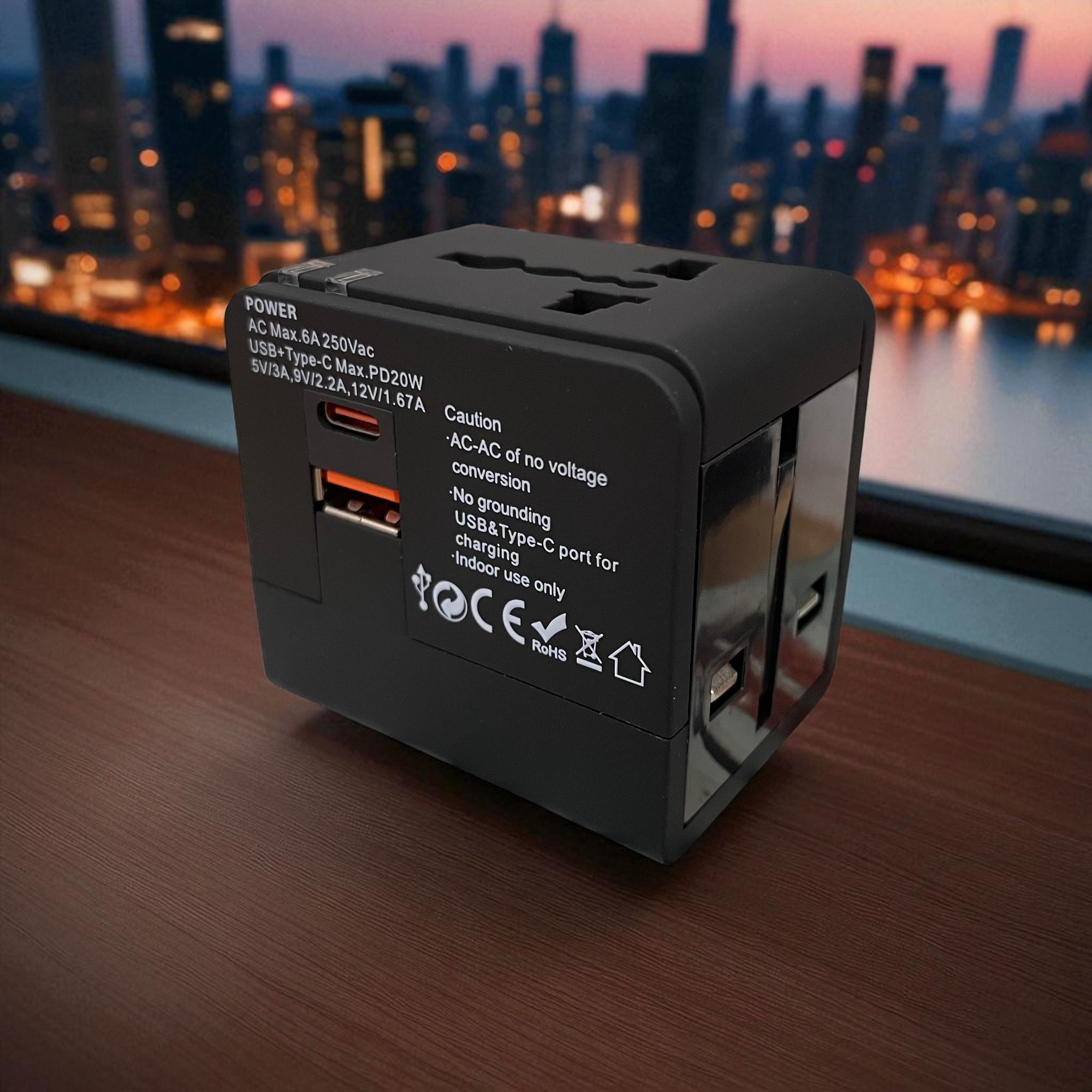 Gambar produk TRAVOR Universal Travel Adaptor Port USB Type C UK EU USA PD20W 6A - TR020