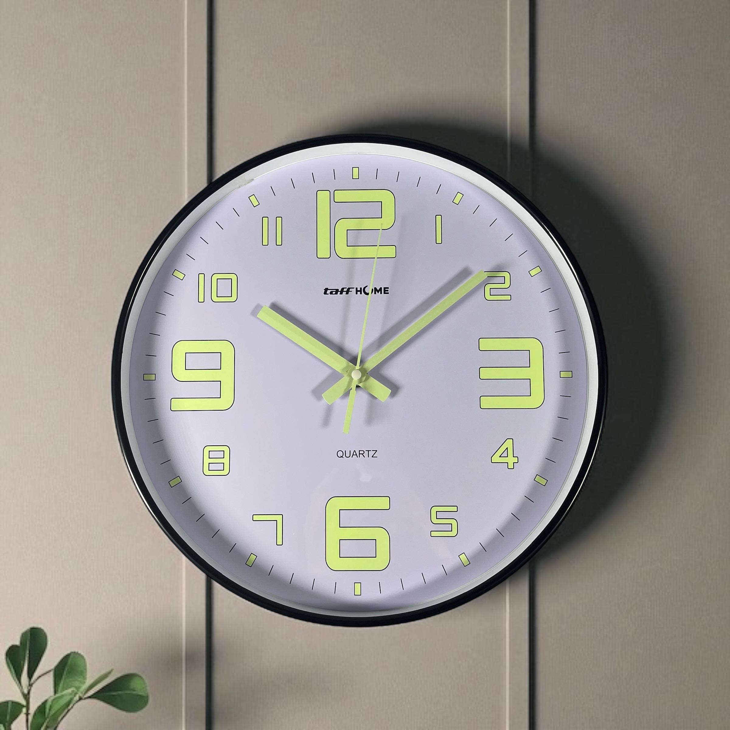 Gambar produk TaffHOME Jam Dinding Quartz Luminous Glow in The Dark Large Font 30cm - INU6