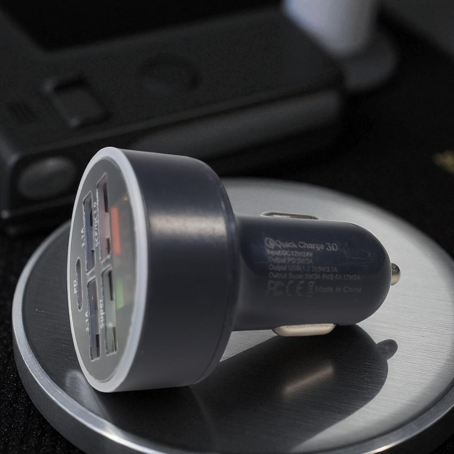 Gambar produk EOKING Car Charger Mobil Fast Charging PD QC 3.0 USB Type C Port - C9