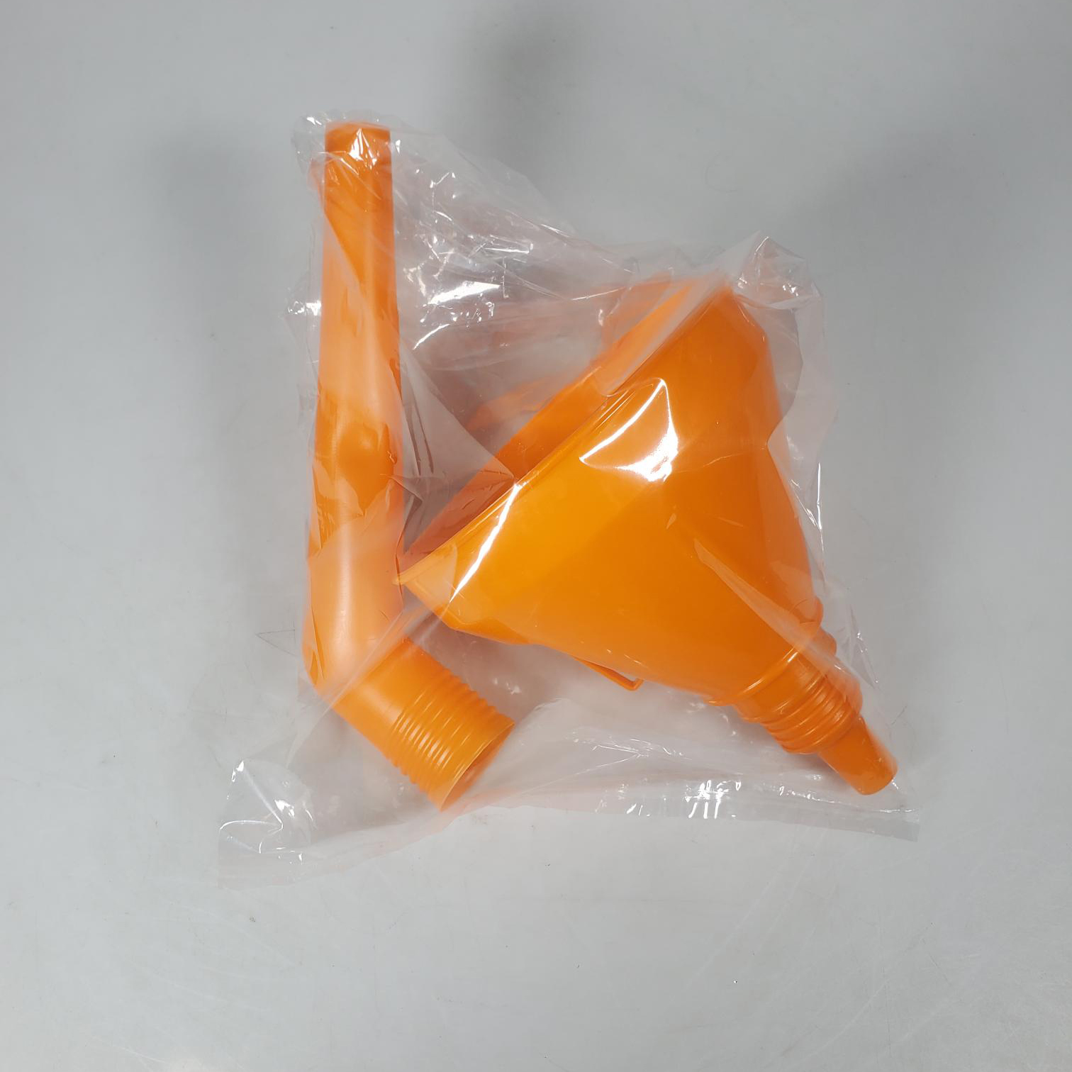 WANXIA Corong Oli Bensin Minyak Motor Mobil Siku Elbow Funnel 13.5cm - W18 Gambar produk WANXIA Corong Oli Bensin Minyak Motor Mobil Siku Elbow Funnel 13.5cm - W18