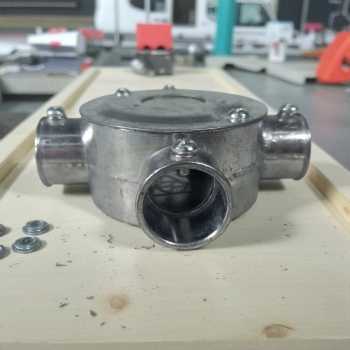 Gambar produk DPI Kotak Sambungan Pipa Kabel Listrik 4 Way Box Conduit Fitting 20mm - D-420