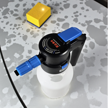 PCMOS Semprotan Air Busa Cuci Mobil Electric Car Wash Foam Spray 1.5L - P15 Gambar produk PCMOS Semprotan Air Busa Cuci Mobil Electric Car Wash Foam Spray 1.5L - P15