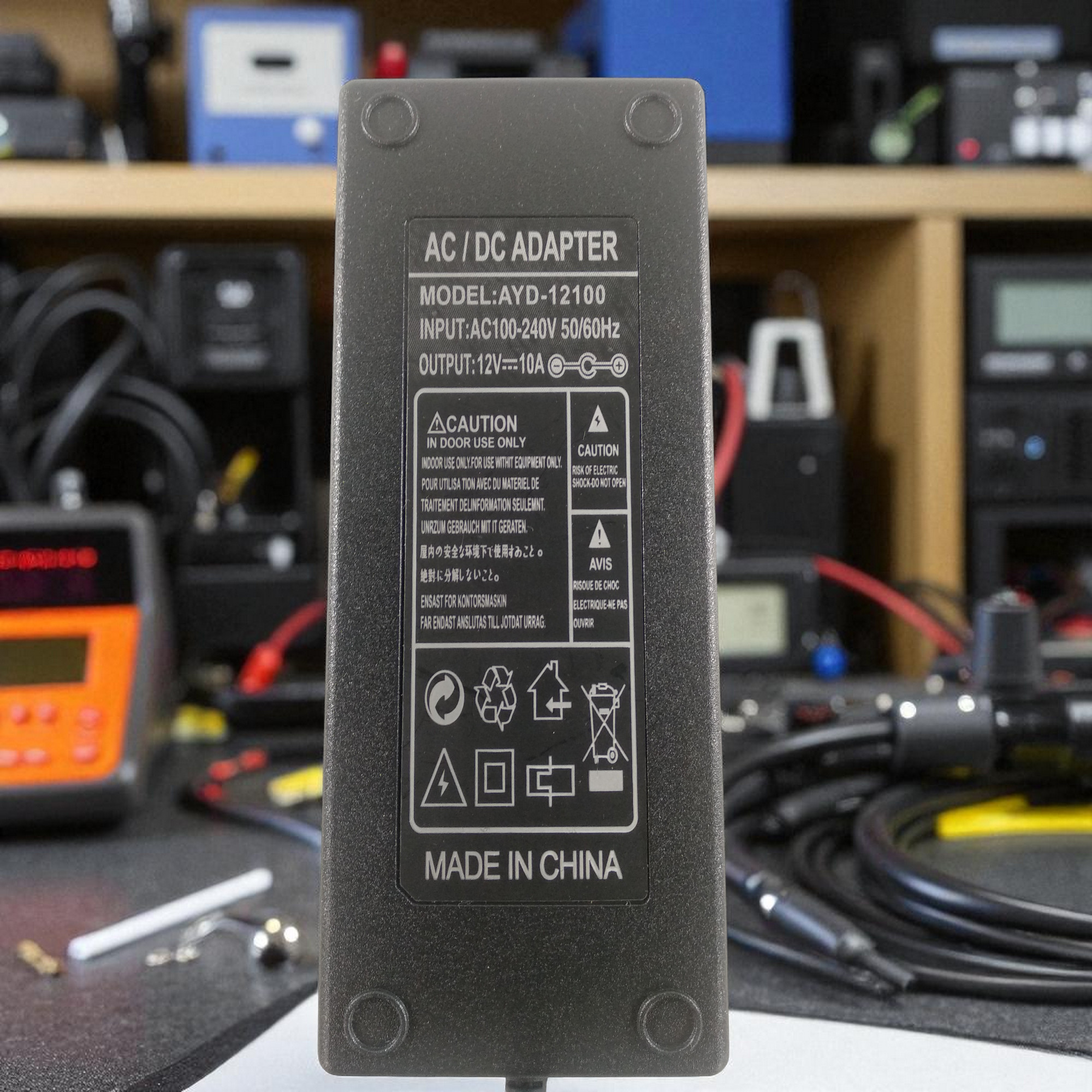 Gambar produk VBS Adaptor Power Supply Converter LED Strip Monitor AC to DC 12V 10A - AYD-12100