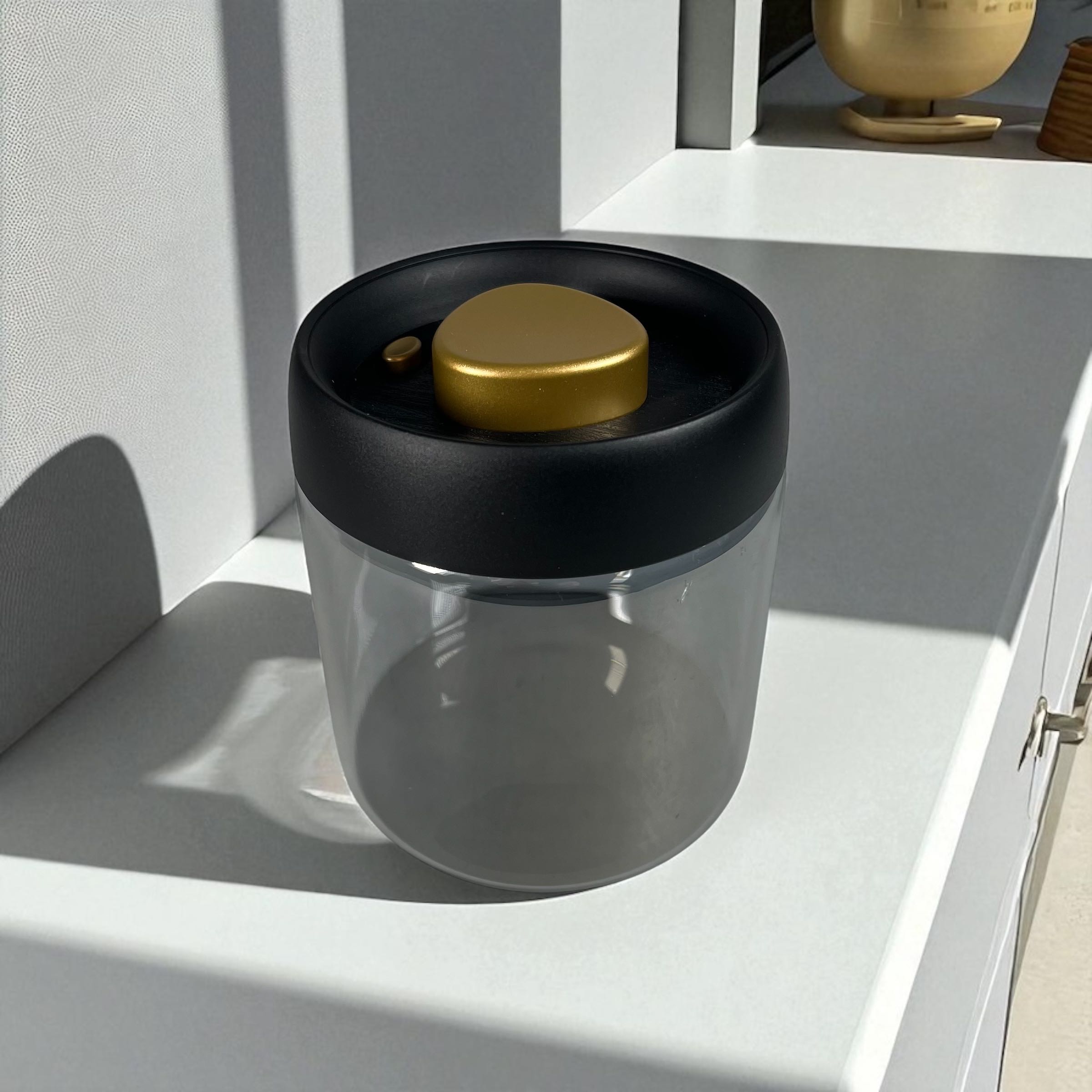Gambar produk One Two Cups Toples Kaca Penyimpanan Biji Kopi Vacuum Sealed Lid 500ml - SE41
