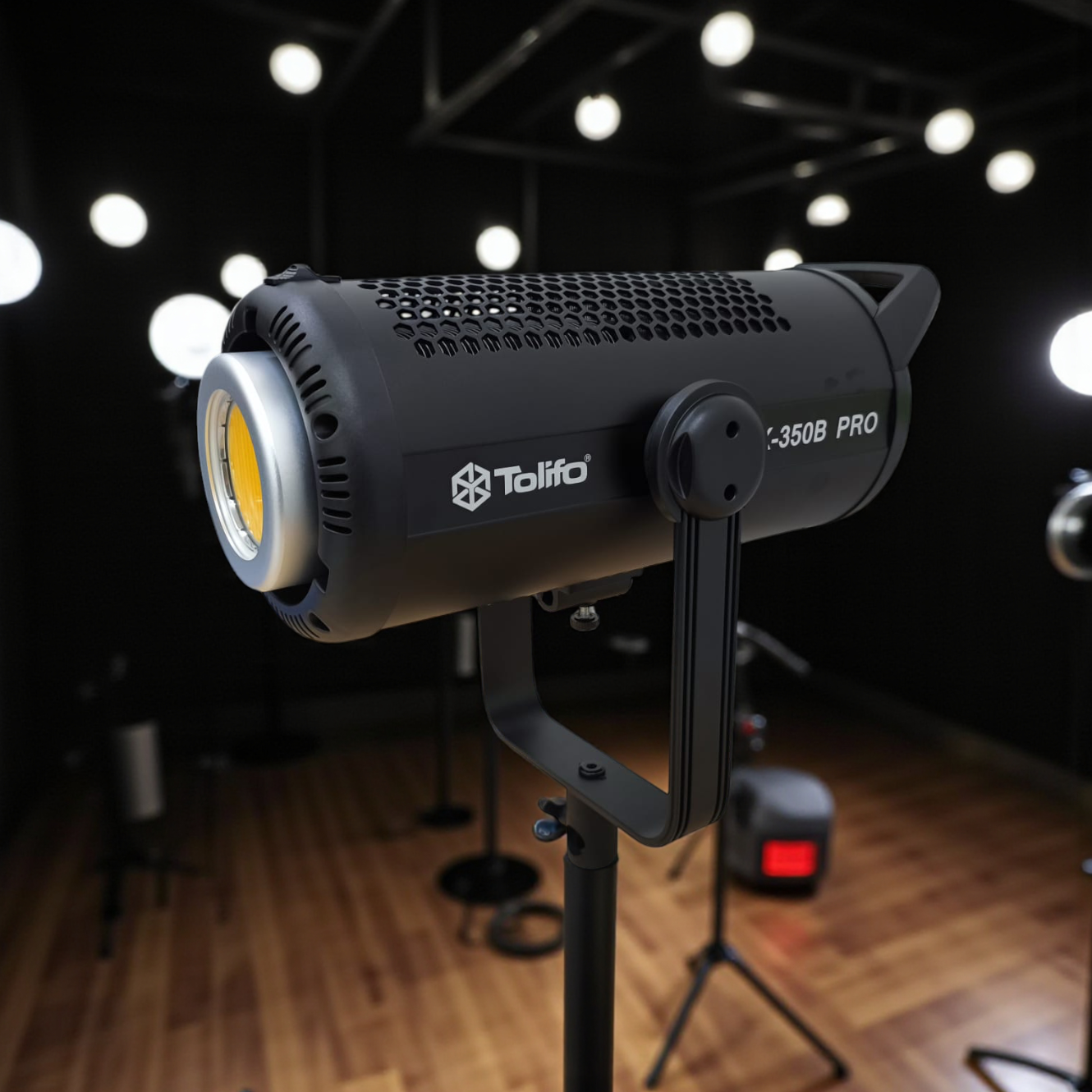 Gambar produk Tolifo Lampu Video LED Bi-Color COB Video Light 2700-6500K 350W - X-350B PRO