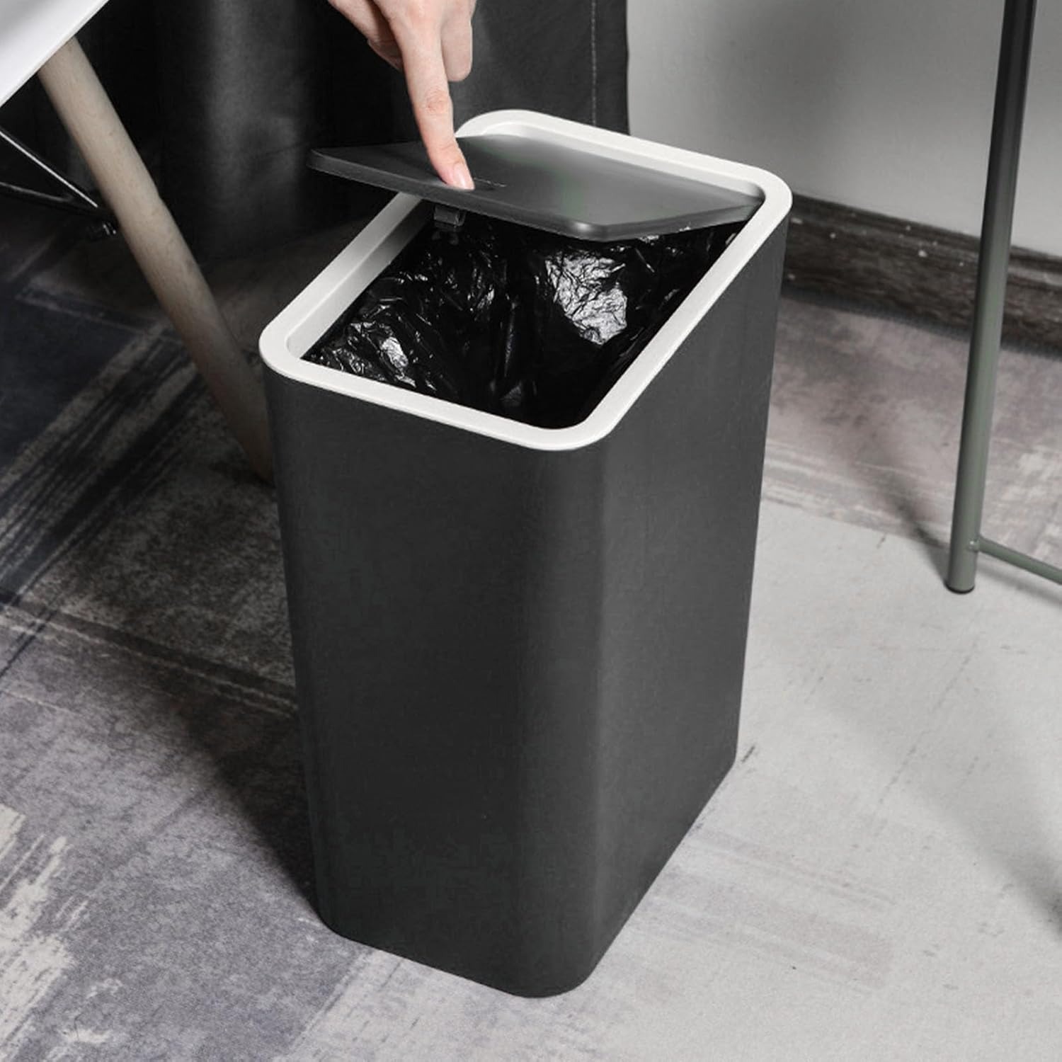 Gambar produk Trevice Tempat Sampah Tekan Press Trash Bin Smooth Opening 15L - T15