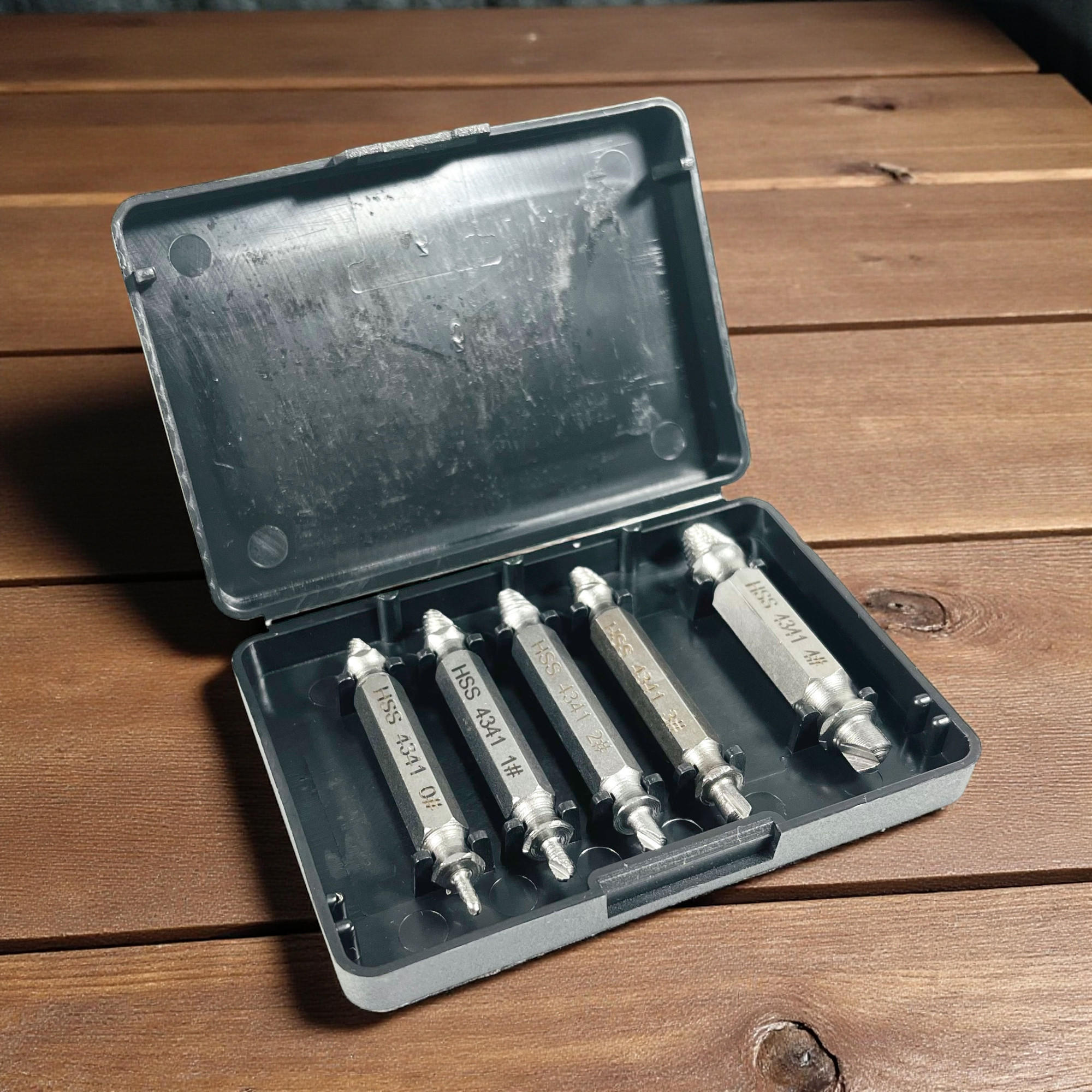 Gambar produk DIZAINLIFE Set Mata Bor Extractor Broken Screw Remover 5 PCS - TL105