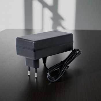 Gambar produk Lincoiah Adaptor Power Supply Converter AC to DC 12V 3A EU Plug - AYD-1230