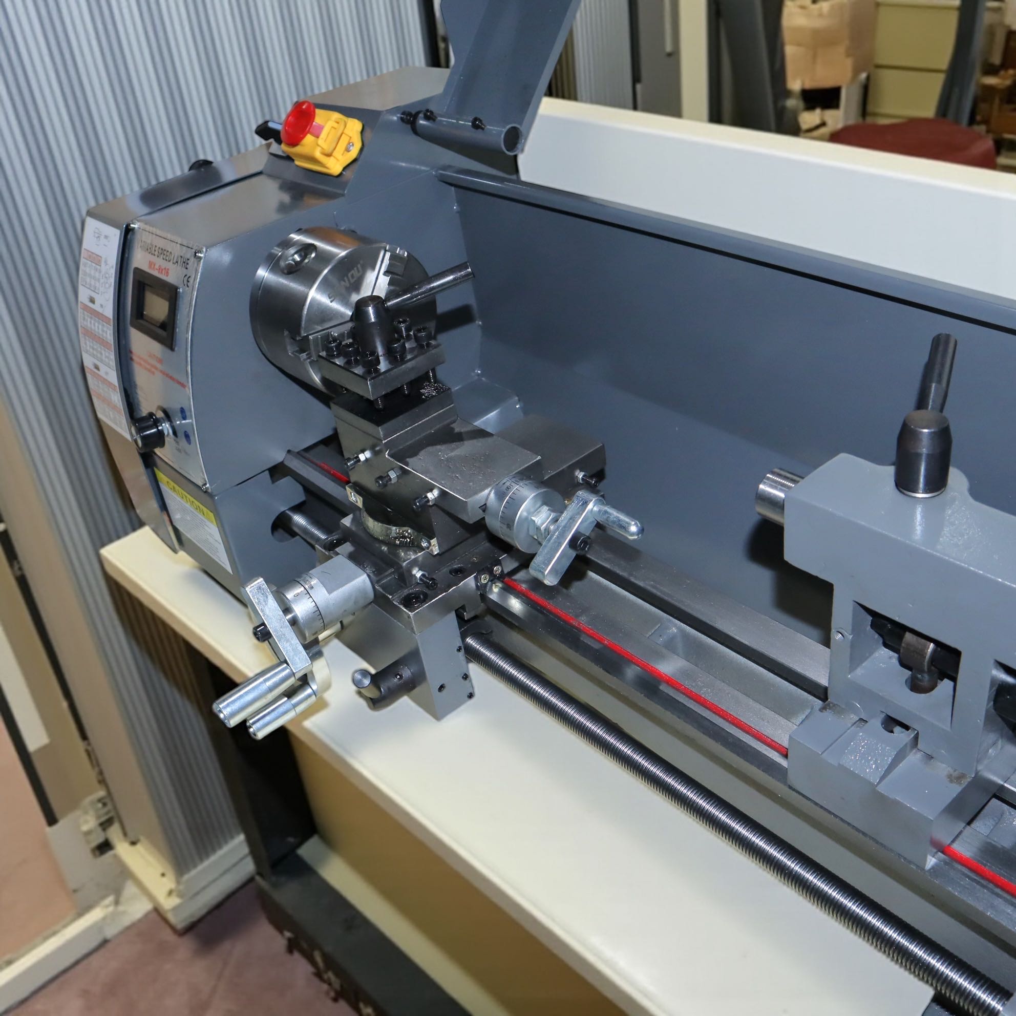 Gambar produk VEVOR Mesin Bubut Mini Lathe Beads Woodworking 2500RPM 400mm 600W - MX-8x16