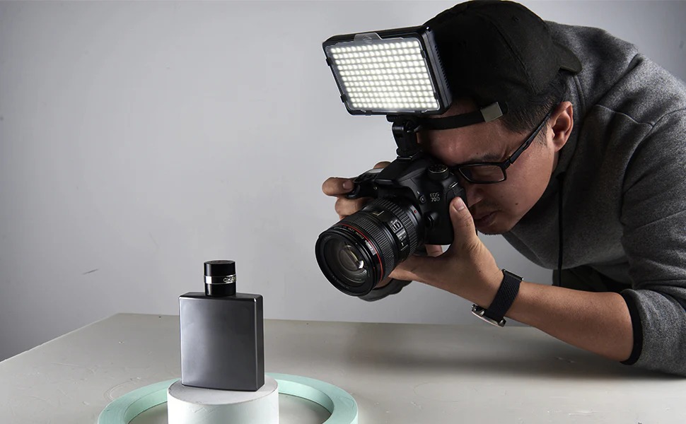 Gambar produk Tolifo Lampu LED Kamera Video Studio Fill Light Rechargeable 11W - PT-176S