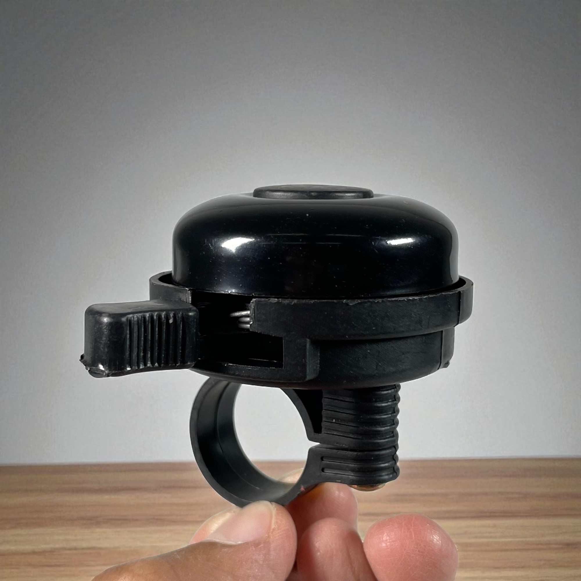 Gambar produk TaffSPORT Bell Sepeda Handlebar Safety Cycling Metal Ring Horn - COO6