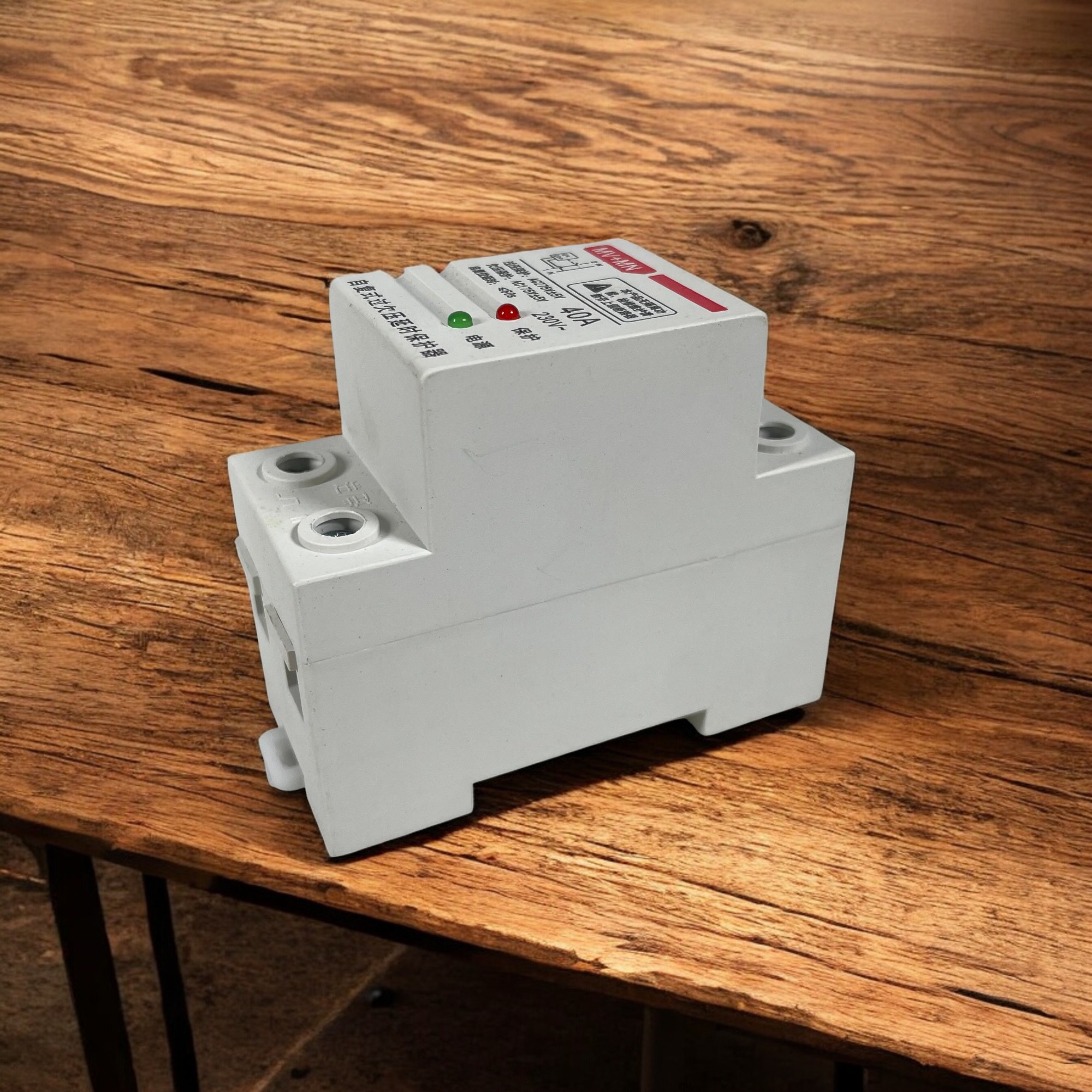 Gambar produk USMETER Din Rail Over Voltage Current Protector Auto Recovery 40A 230V - SVP-60