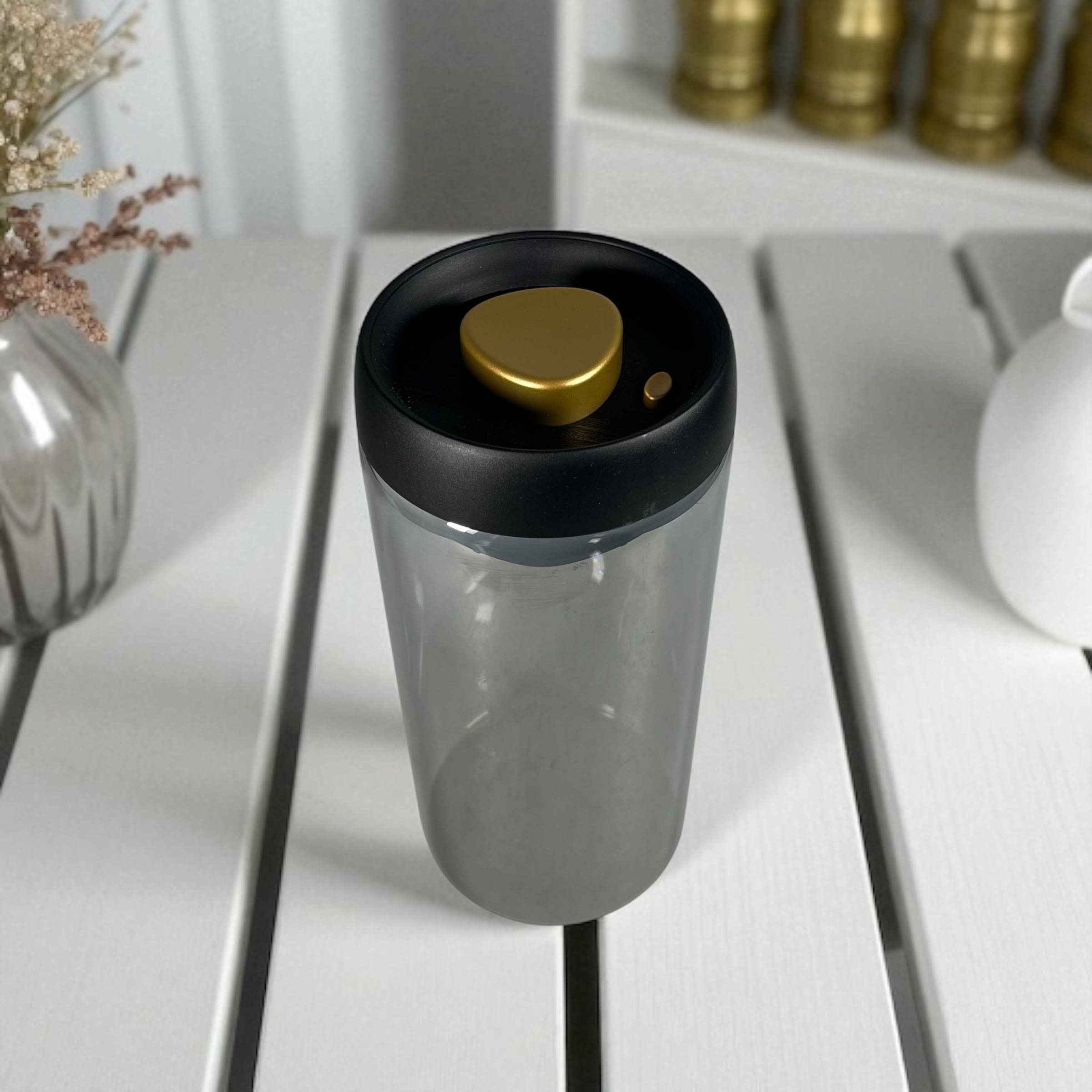 Gambar produk One Two Cups Toples Kaca Penyimpanan Biji Kopi Vacuum Sealed Lid 1.8L - SE41