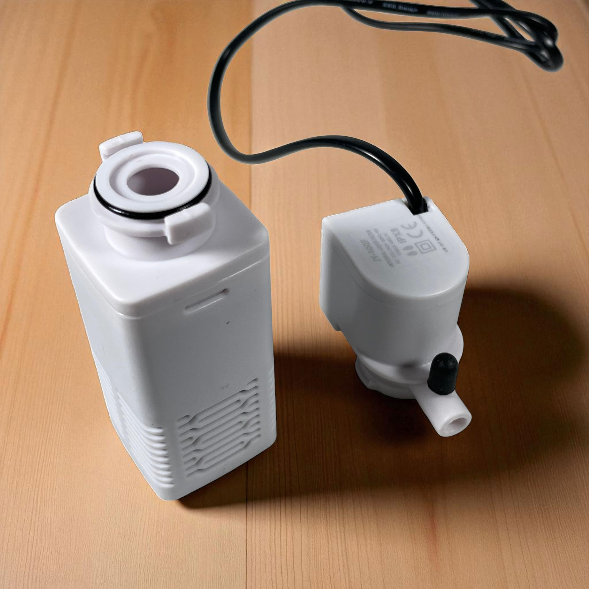 Gambar produk FMA Filter Aquarium 3in1 Mini Hanging Oxygen Aerator 400 L/jam 4W - JY-400F