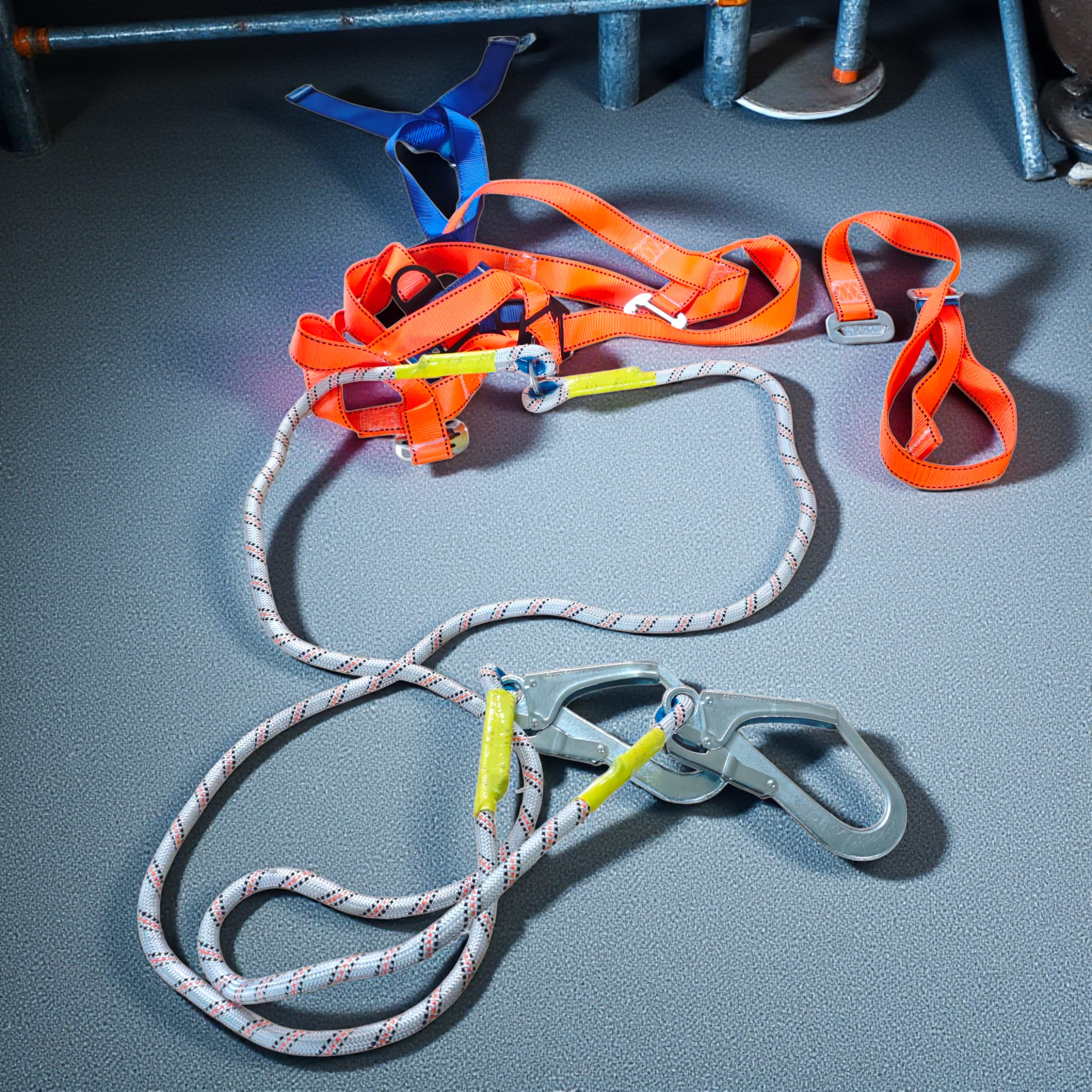 Gambar produk Stroux Safety Full Body Harness Protection Belt 1.6M Rope Type O Hooks - SRX22