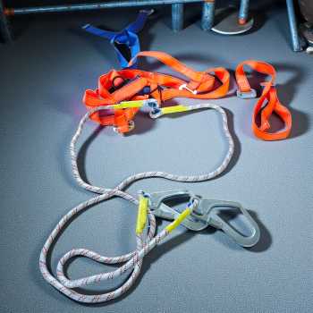 Gambar produk Stroux Safety Full Body Harness Protection Belt 1.6M Rope Type O Hooks - SRX22