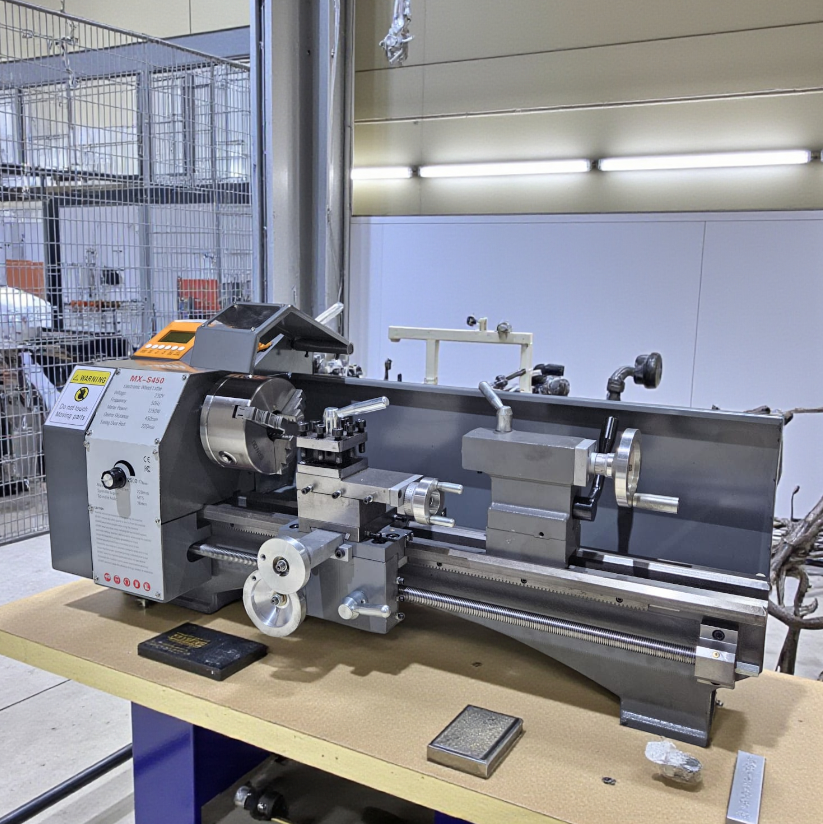 Gambar produk VEVOR Mesin Bubut Mini Lathe Beads Woodworking 2500RPM 450mm 1250W - MX-S450