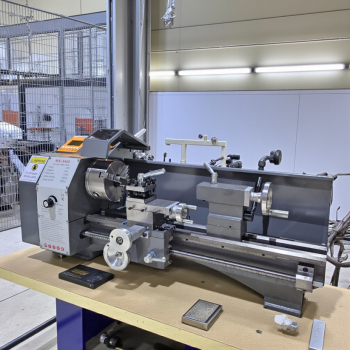 VEVOR Mesin Bubut Mini Lathe Beads Woodworking 2500RPM 450mm 1250W - MX-S450