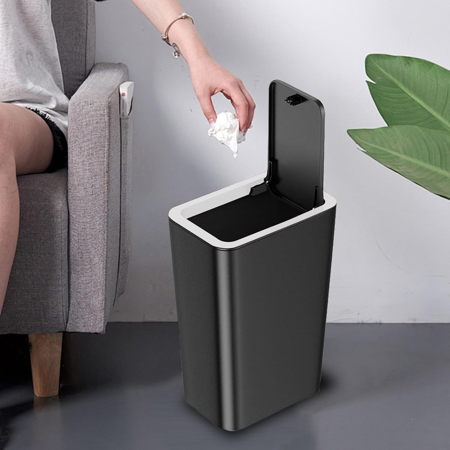 Gambar produk Trevice Tempat Sampah Tekan Press Trash Bin Smooth Opening 15L - T15