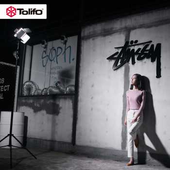 Gambar produk TOLIFO Lampu Kamera Foto Video Adjustable RGB LED Studio Flash 100W - GK-S100RGB