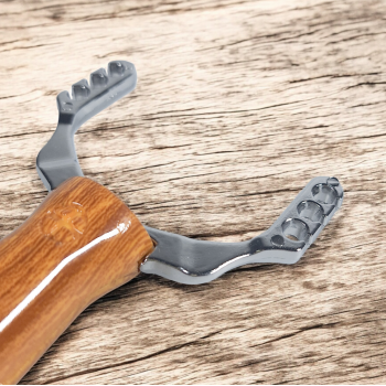 Jingpindangong Ketapel Berburu Slingshot Aluminium Alloy - OD-014 Gambar produk Jingpindangong Ketapel Berburu Slingshot Aluminium Alloy - OD-014