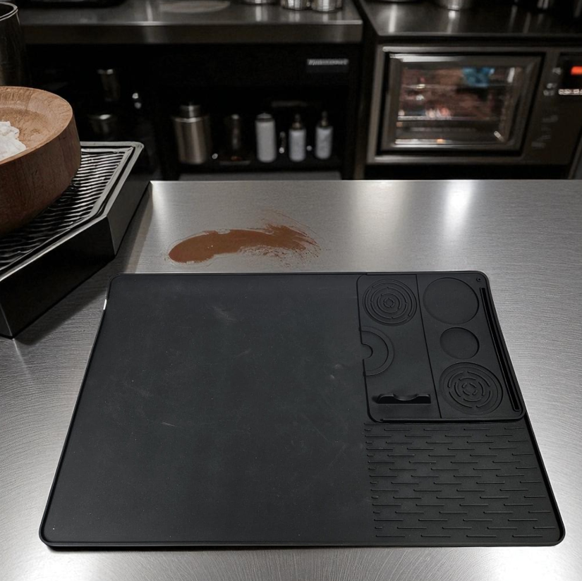 DRT Wadah Alas Kopi Tamper Coffee Maker Mat Silicone Tray 2in1 - D-21 Gambar produk DRT Wadah Alas Kopi Tamper Coffee Maker Mat Silicone Tray 2in1 - D-21