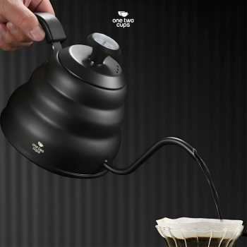 One Two Cups Teko Kopi Leher Angsa Pour Over Drip Kettle Thermometer 955ml - KE4012 Gambar produk One Two Cups Teko Kopi Leher Angsa Pour Over Drip Kettle Thermometer 955ml - KE4012