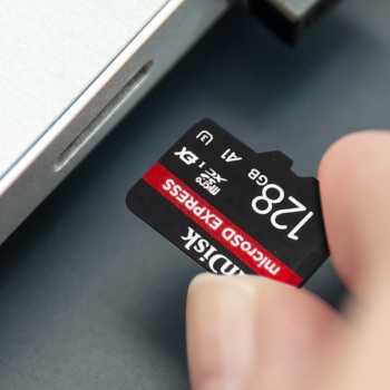 SanDisk microSD Express UHS-I Class 10 U3 880MB/s 128GB - SDSQXFN Gambar produk SanDisk microSD Express UHS-I Class 10 U3 880MB/s 128GB - SDSQXFN