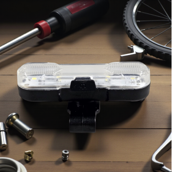 Gambar produk TaffLED Lampu Belakang Sepeda LED COB USB Rechargeable 220mA - AS1010