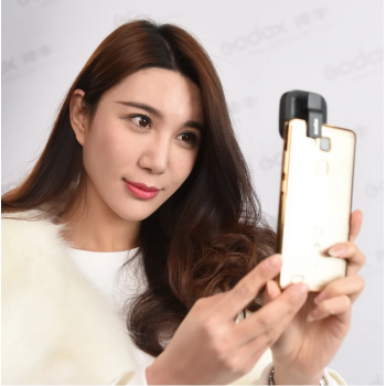 Gambar produk Godox Lampu Smartphone Mini Portable Flashlight 32 LED 1.4W 300mAh - M32