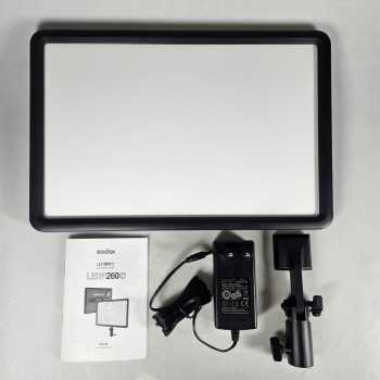 Godox Lampu Studio Fill Light Dimmable 3in1 Color Lamp Panel 30W - LEDP260C Gambar produk Godox Lampu Studio Fill Light Dimmable 3in1 Color Lamp Panel 30W - LEDP260C