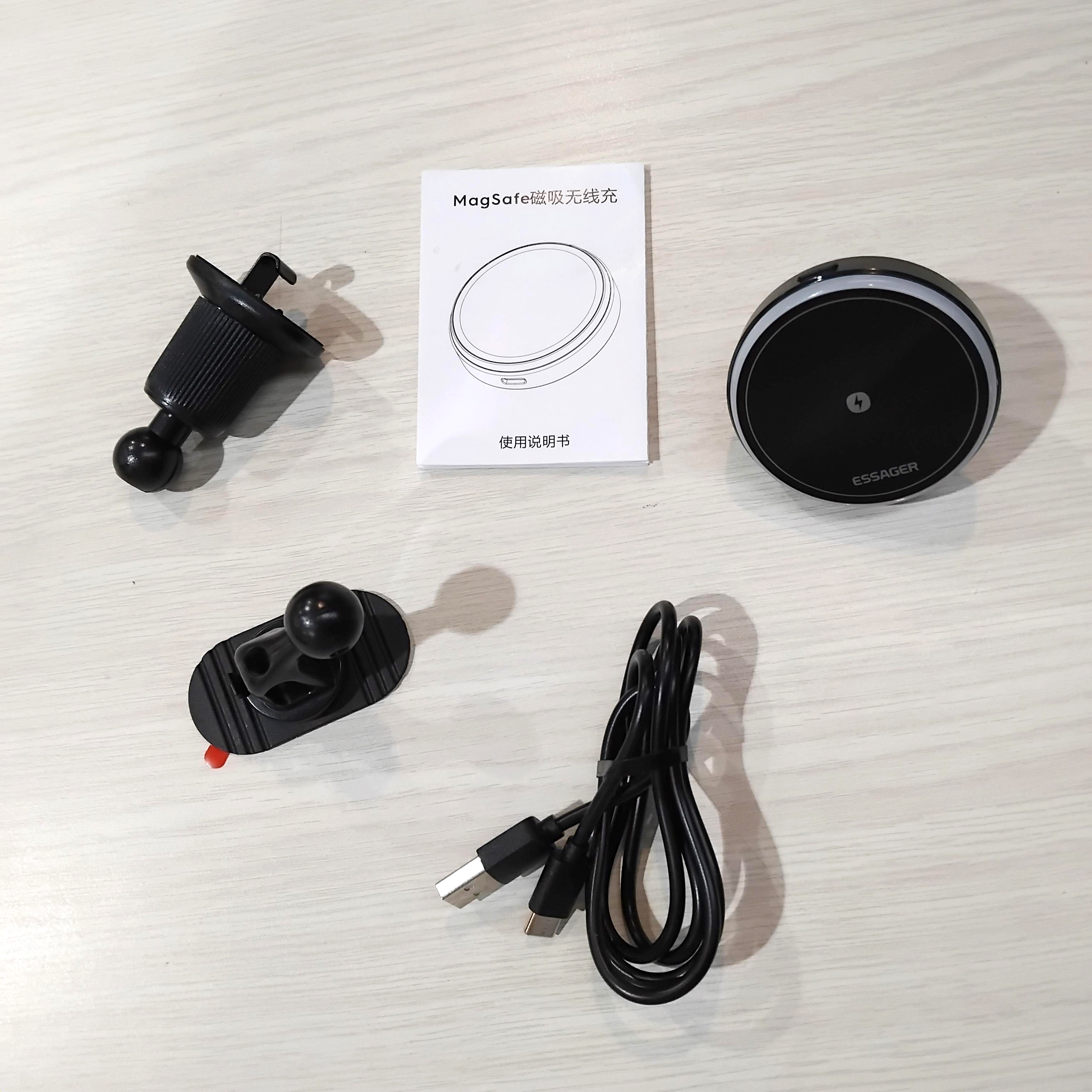 Gambar produk ESSAGER Car Charger Mobil Wireless Magnetic N52 Rotatable LED 15W - T1