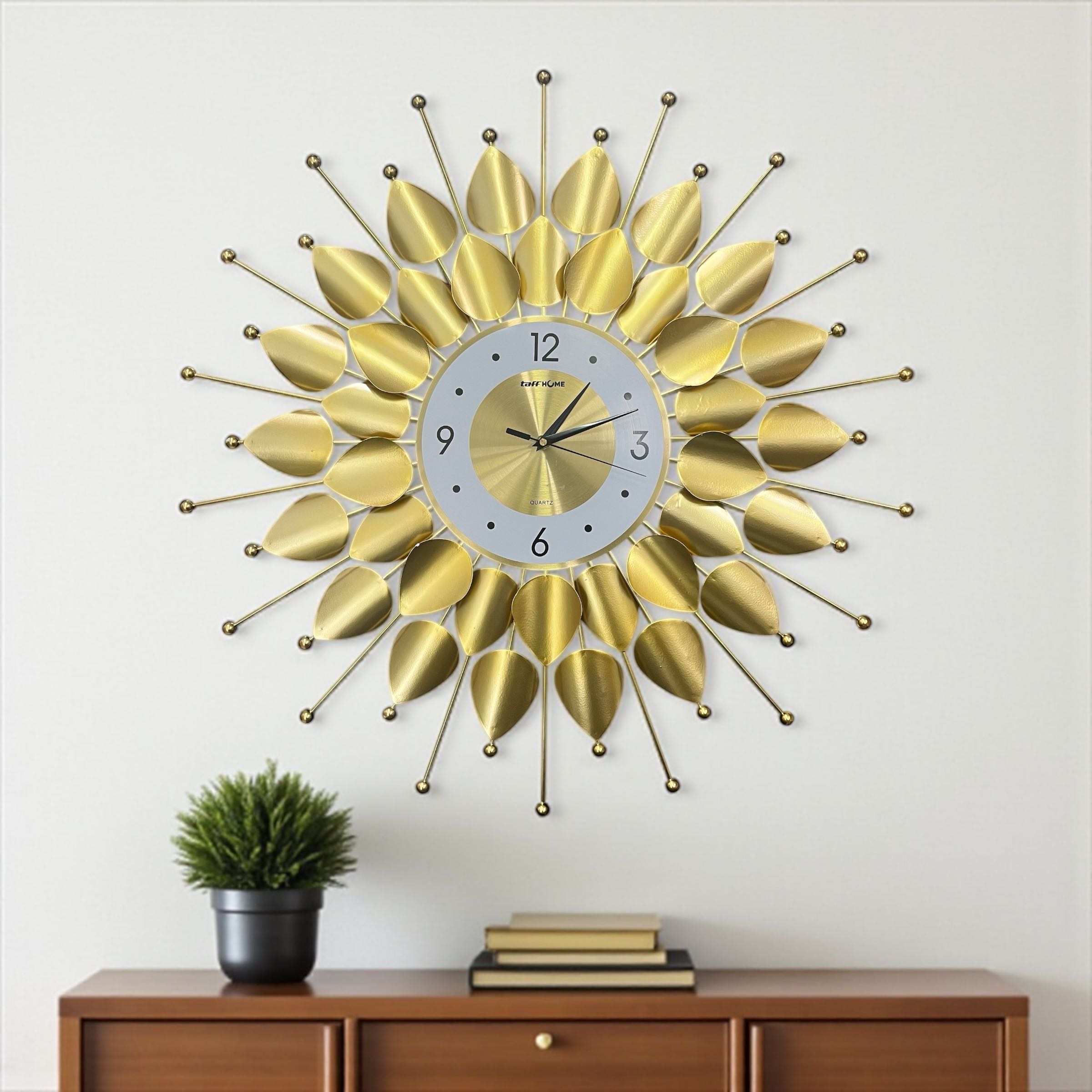 Gambar produk TaffHOME Jam Dinding Elegan Peacock Style Iron Silent Movement 70cm - LZ-6