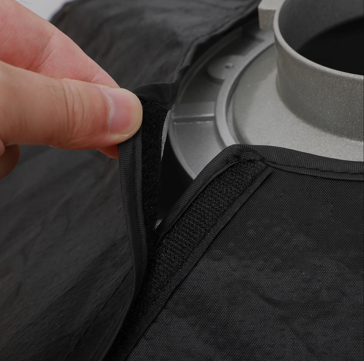 Fotulato Softbox Rectangular Reflector Lighting Bowens Mount 60x90cm - BR-6090 Gambar produk Fotulato Softbox Rectangular Reflector Lighting Bowens Mount 60x90cm - BR-6090