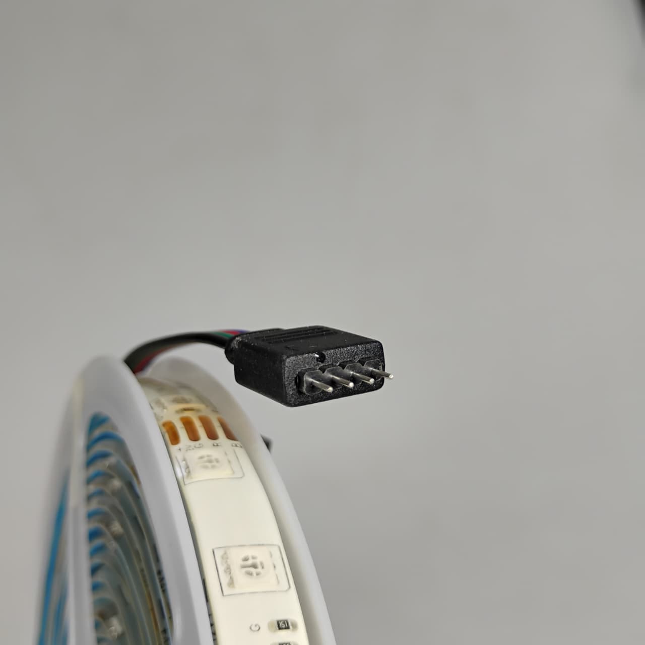 Lampu LED Strip RGB Light Flexible SMD 5050 5M with Remote Gambar produk Lampu LED Strip RGB Light Flexible SMD 5050 5M with Remote